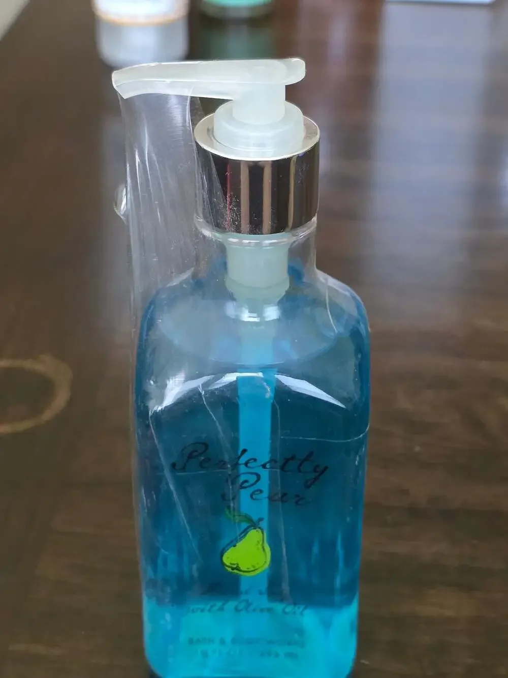 Bath & Body Works Perfectly Pear Hand Soap with Olive Oil
